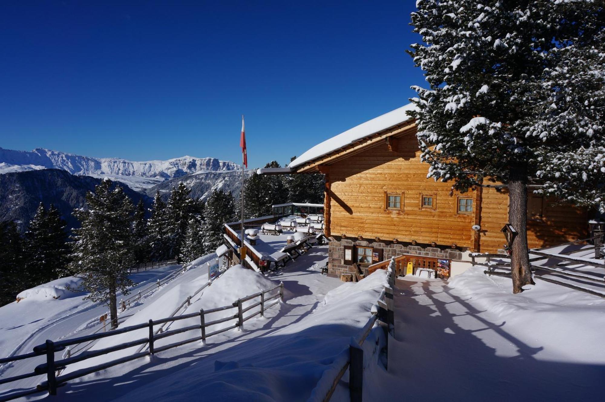 Chalet Da Mont Resciesa Ortisei Exteriör bild