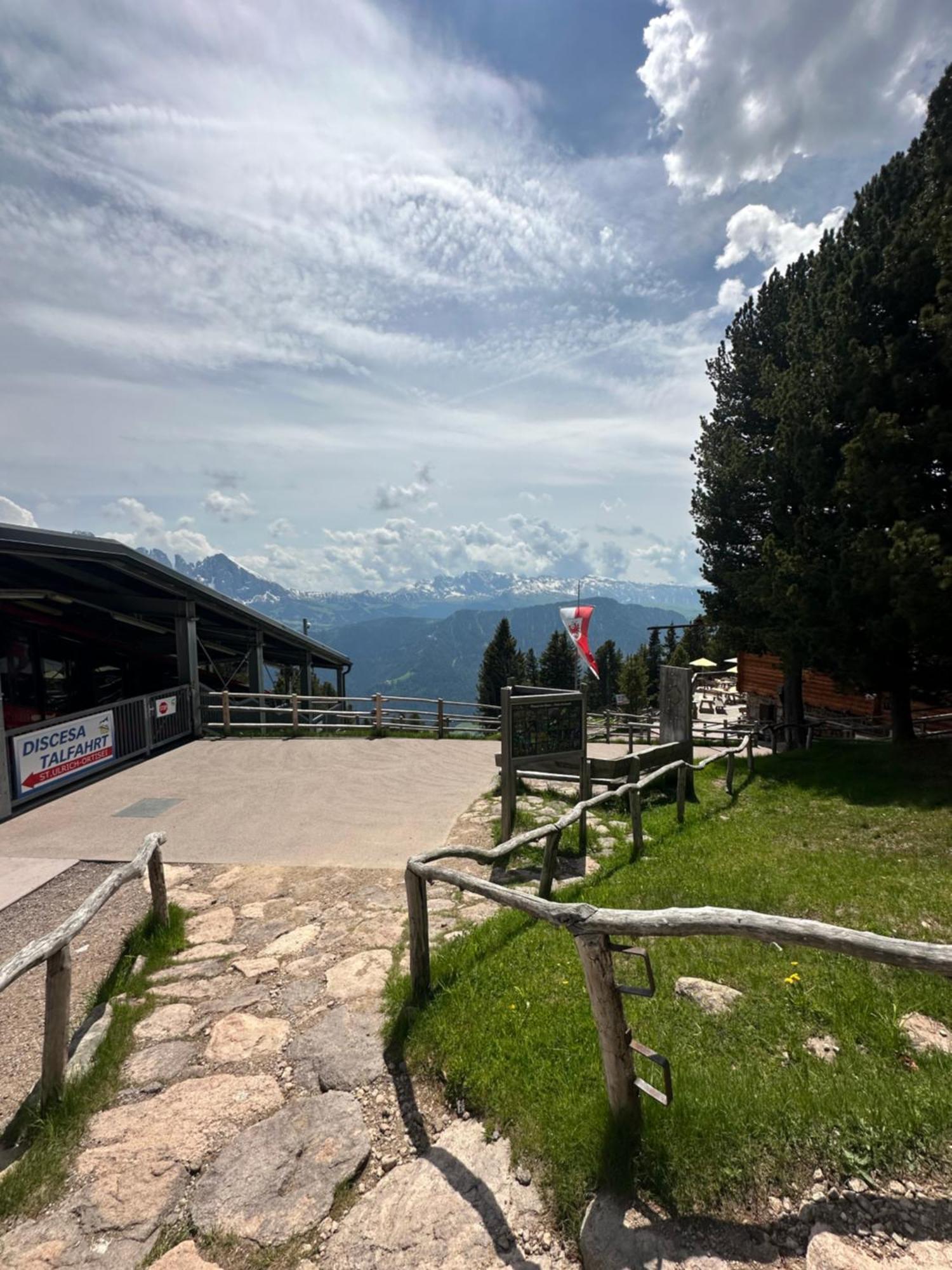Chalet Da Mont Resciesa Ortisei Exteriör bild