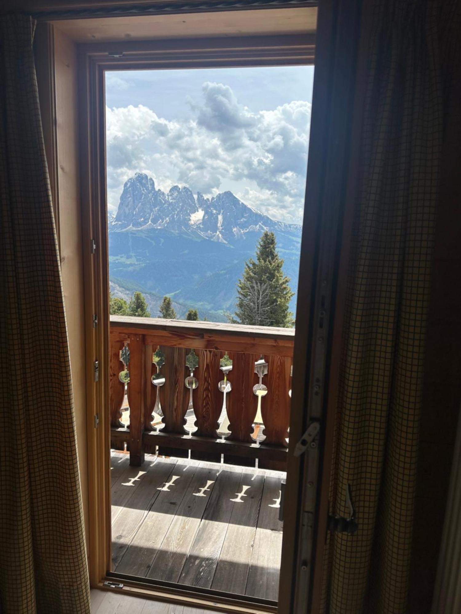 Chalet Da Mont Resciesa Ortisei Exteriör bild