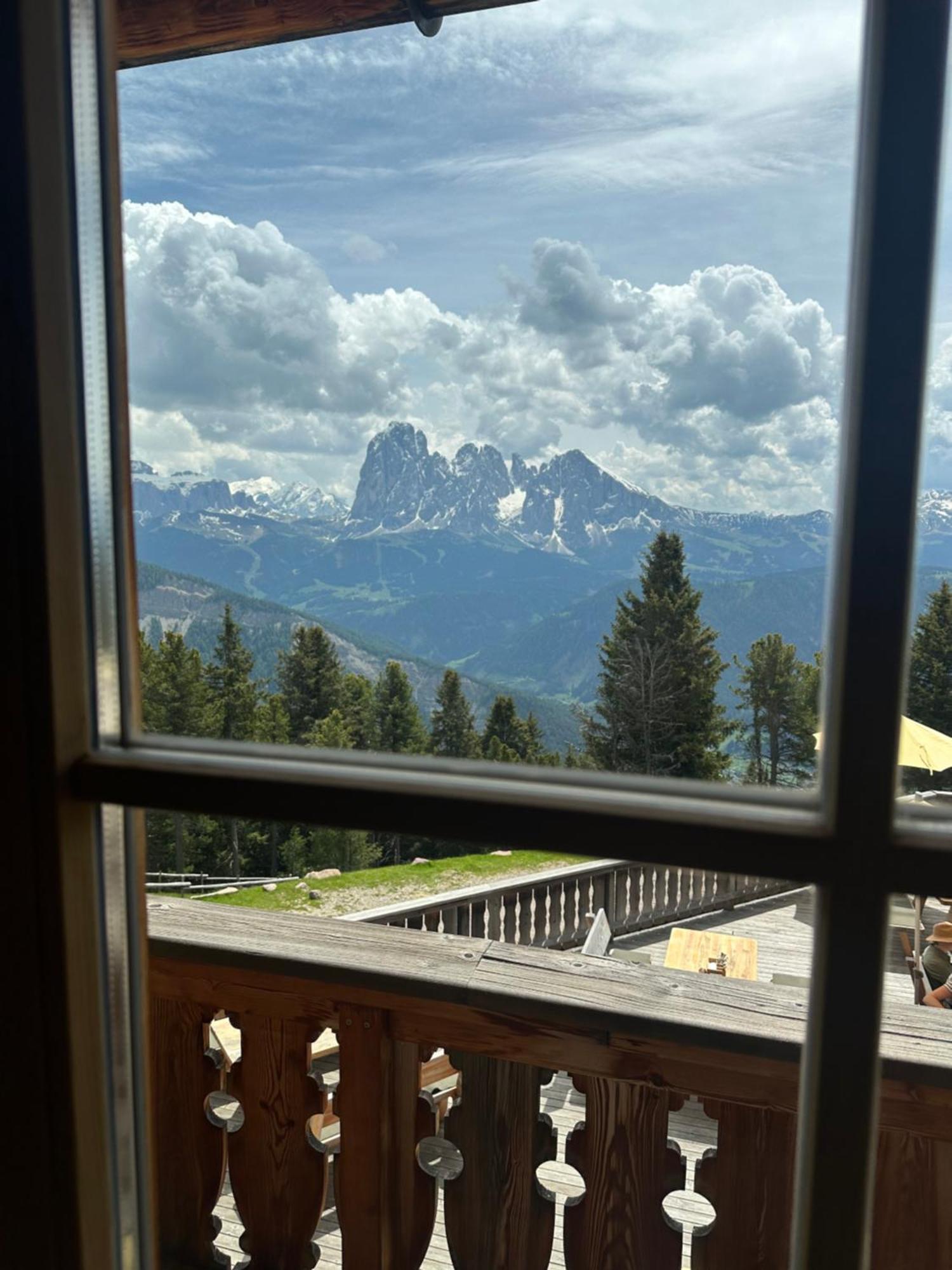 Chalet Da Mont Resciesa Ortisei Exteriör bild