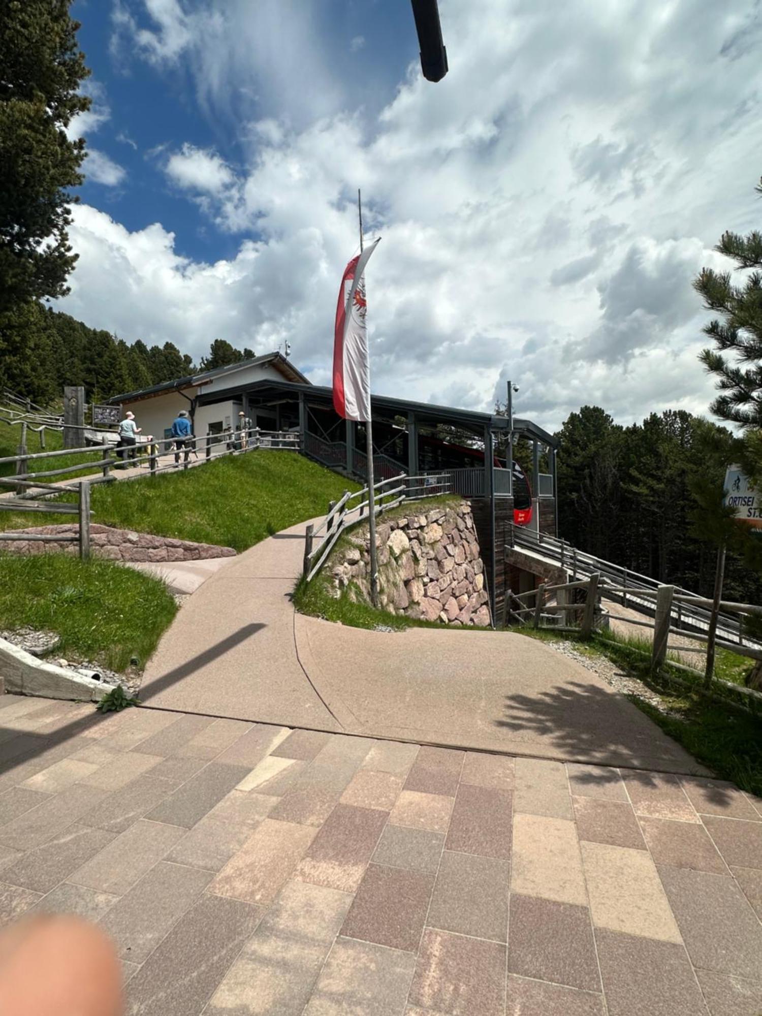 Chalet Da Mont Resciesa Ortisei Exteriör bild